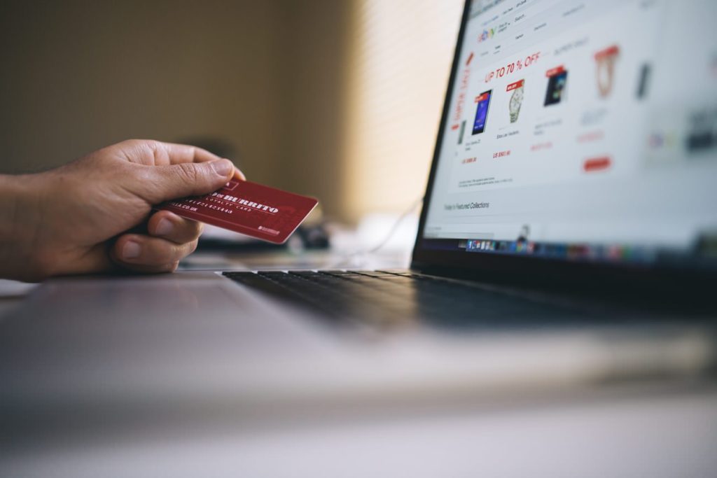 credit-card-payment-online-shopper